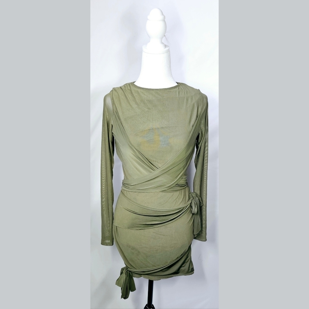 "NEW" Size 8 PrettyLittleThing Green Khaki Tie Dress
